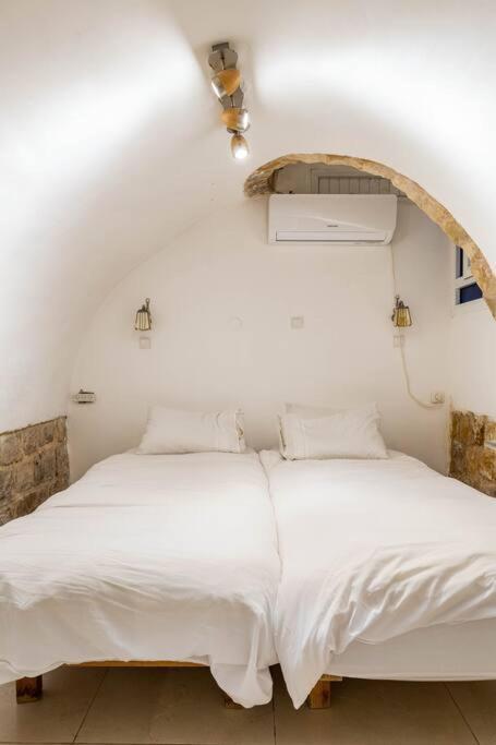 שלווה בעיר העתיקה - Peace In The Heart Of The Old City Safed Extérieur photo